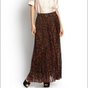 Maxi skirt